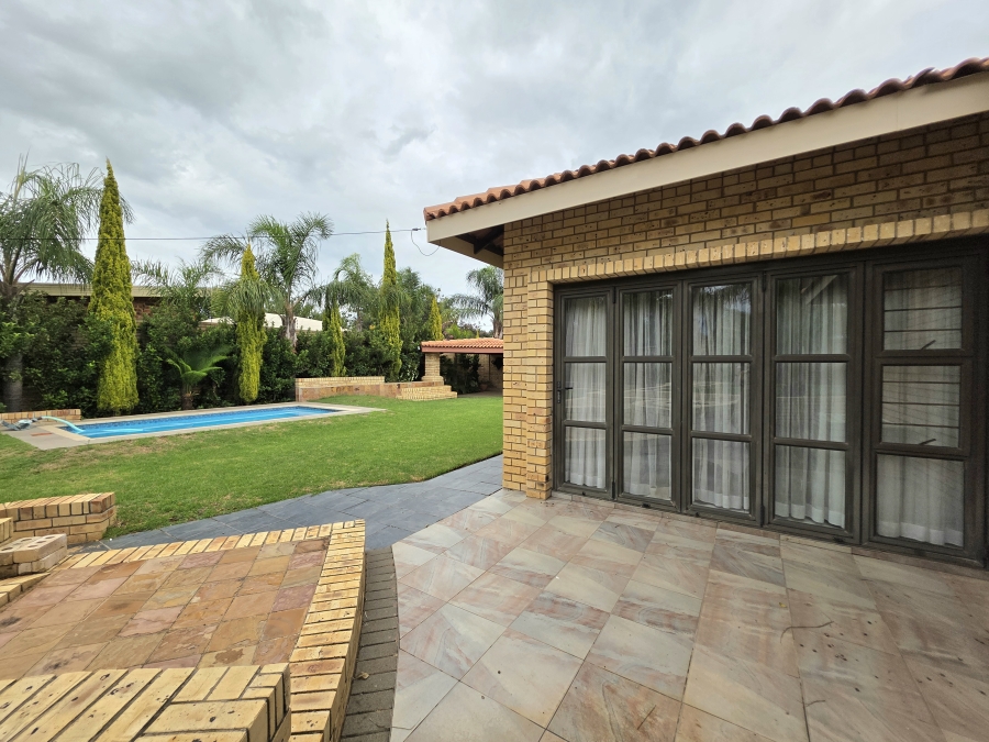 4 Bedroom Property for Sale in Jan Cillierspark Free State